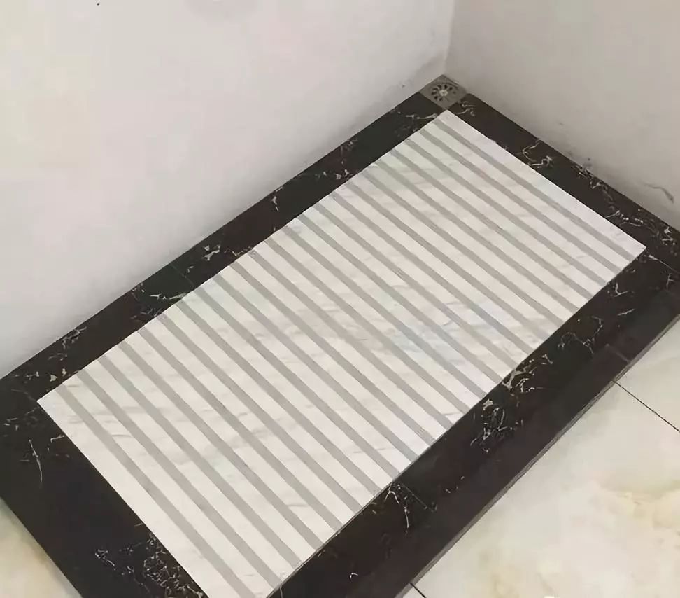 头一次见淋浴间这样做大理石拉槽,排水速度快十倍,原来好处这么多!