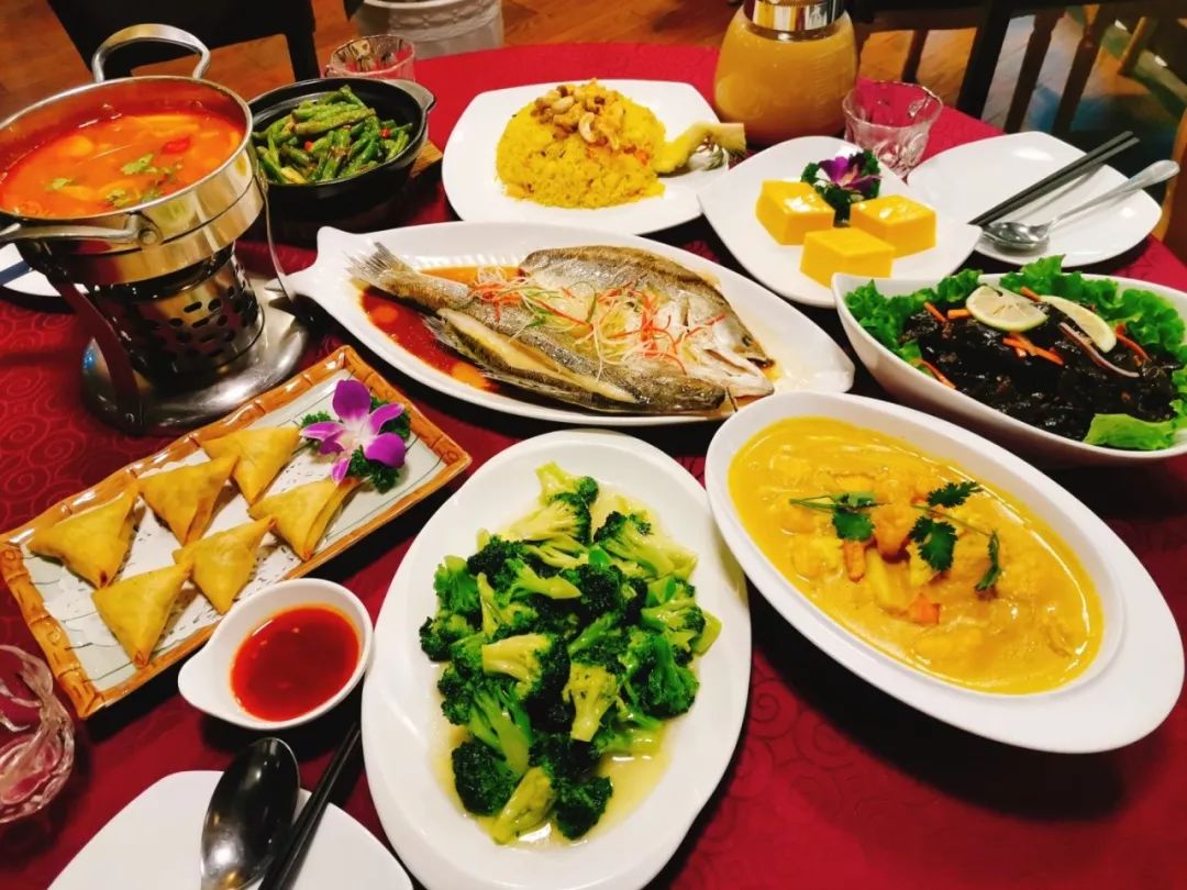 128元抢原价405元rain润泰国餐吧23人餐清蒸海鲈鱼泰式咖喱海鲜豆腐