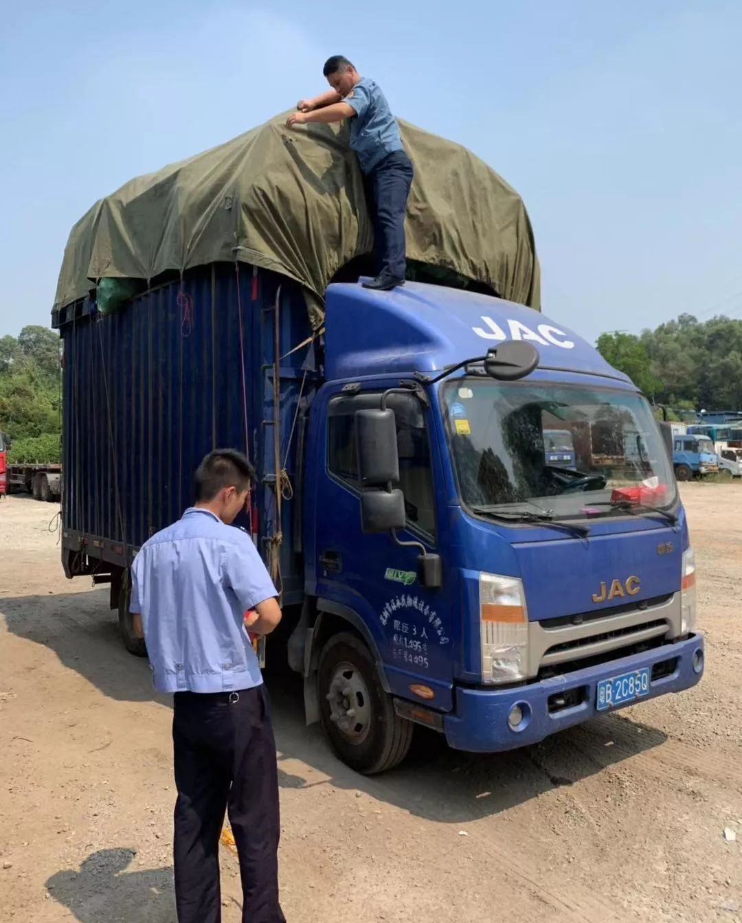 一夜查获四辆"百吨王"!对超载,超限车检测秤从来都不曾容忍