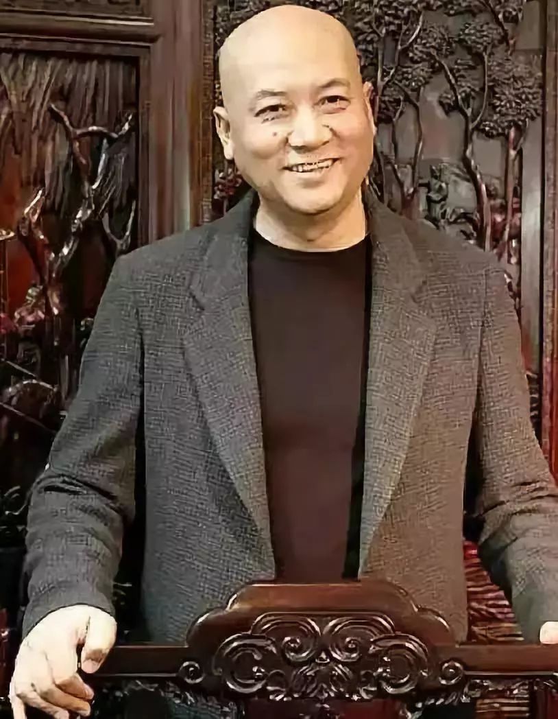 10位明星惊人收藏曝光成龙藏8个仓库赵忠祥5亿收藏王刚竟是现代和 