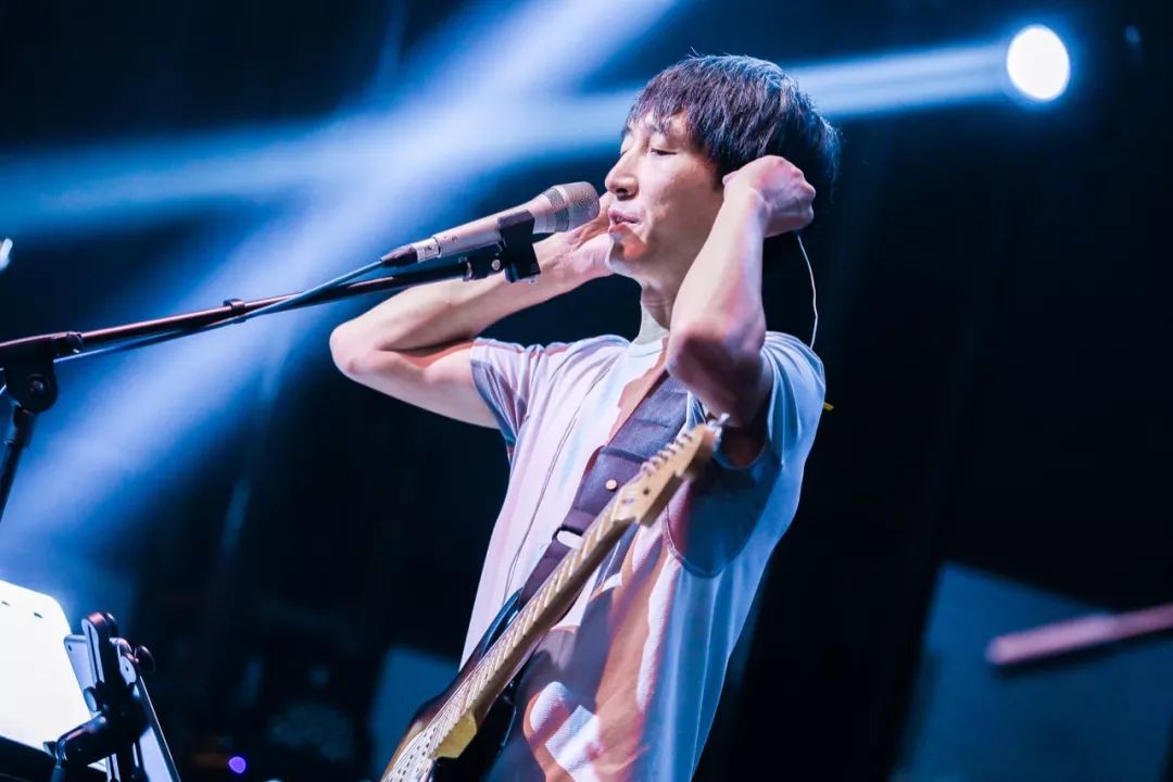 万晓利你来替我做一个梦