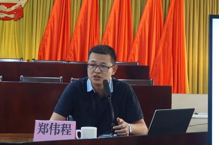 泉州中安质环安全技术有限公司总经理郑伟程通报今年来我镇委托该公司