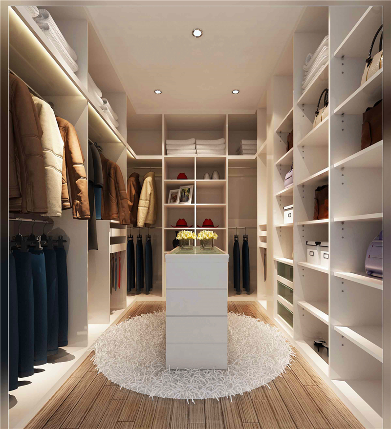 合理分隔衣帽间在安装之前就要有一个合理的分隔,因为衣帽间收纳家庭