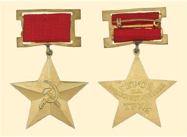 苏联奇观世界勋章之王勃列日涅夫104枚获吉尼斯世界纪录