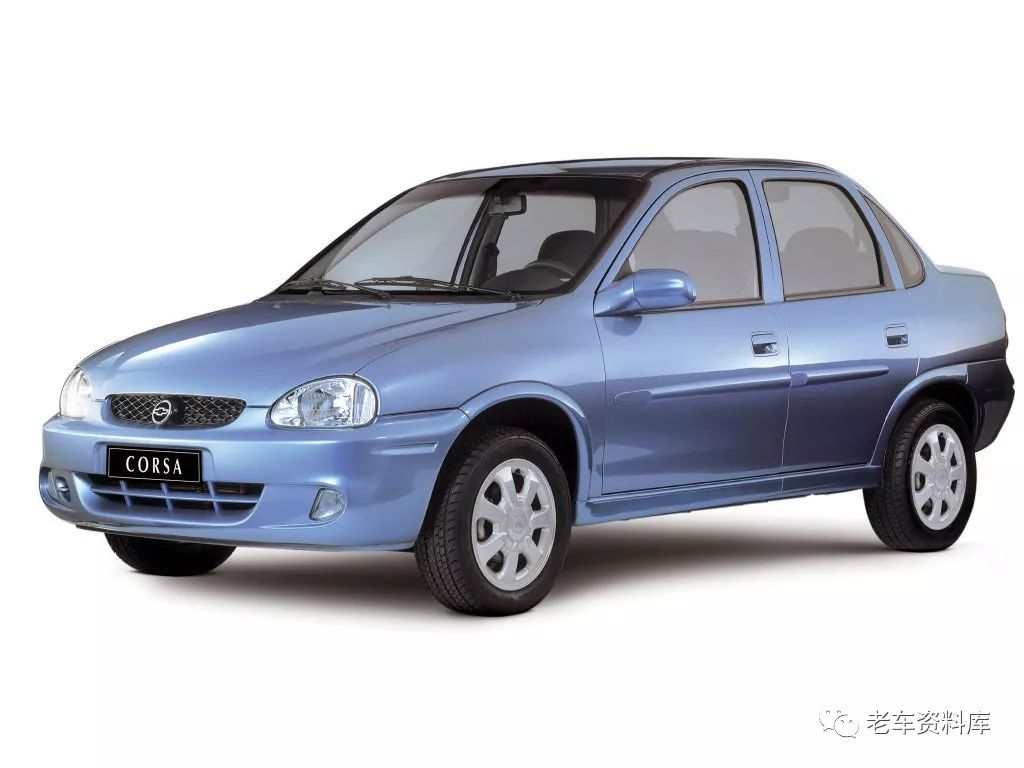 2000年 把10万元的小别克开回家