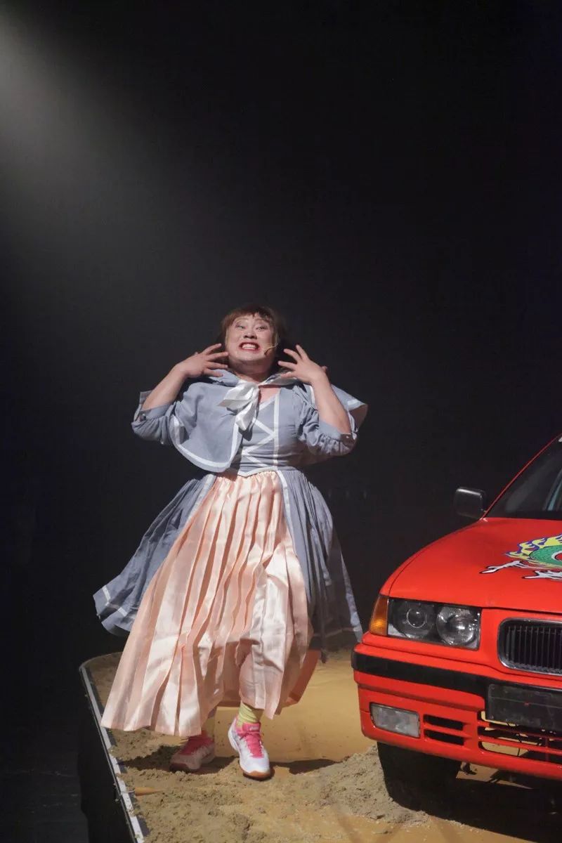 木木美术馆年末重磅入迷陈天灼个展