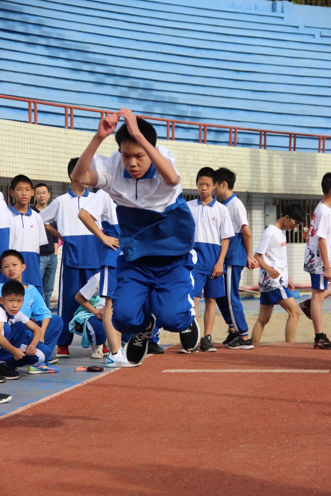 火热青春,活力一实——韶关市一中实验学校成功举办第12届运动会