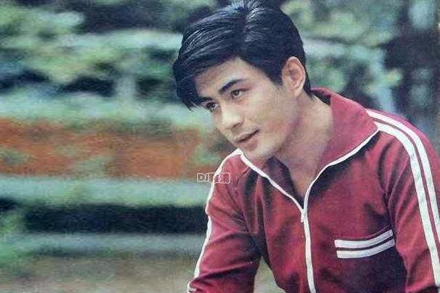 原创80年代帅气男星梁同裕近照曝光如今64岁成胖大叔搭档黄渤出新片