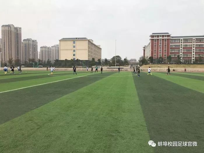 蚌埠第十八中学男子足球队在蚌埠市青少年校园足球联赛甲级联赛中取得