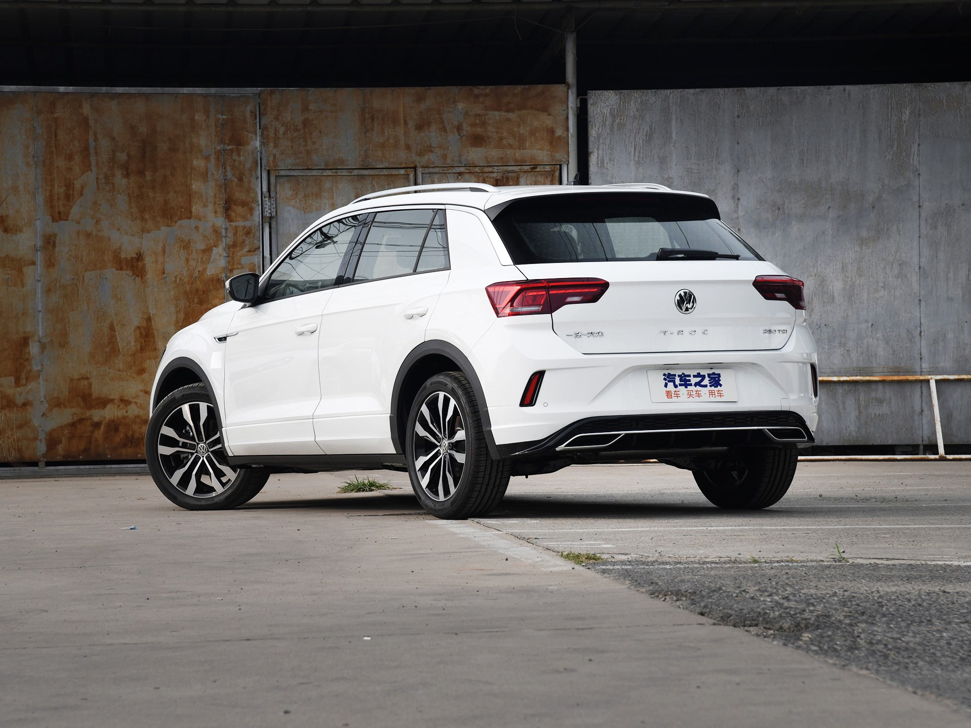 2020款t-roc探歌上市 内外提供更多色彩 部分配置调整升级