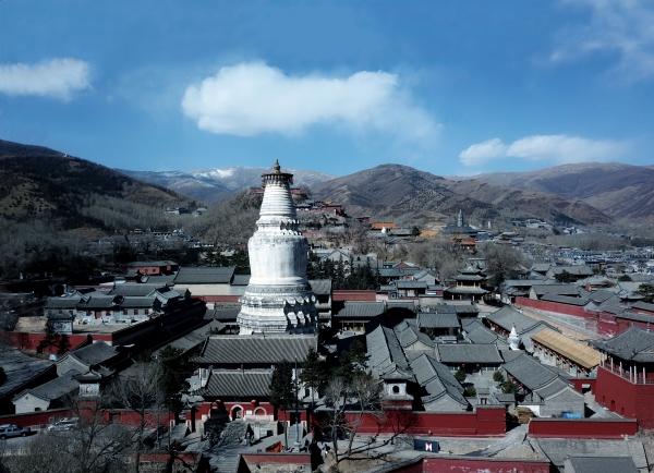 佑国演教如来大宝法王西天自在佛,乌斯藏噶举派喇嘛哈立麻来到五台山