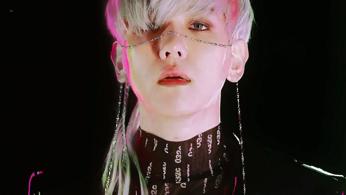 exo伯贤超致命新造型上韩网热搜,粉丝炸锅:这也太帅了吧!