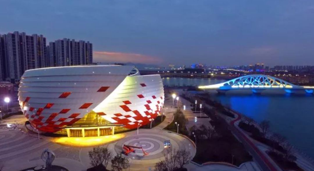 耗资500亿打造的东方影都未来靠什么盈利