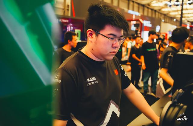 蜜蜂仔采访ifty龙四哥觉得自己不够灵活韦神身法很好