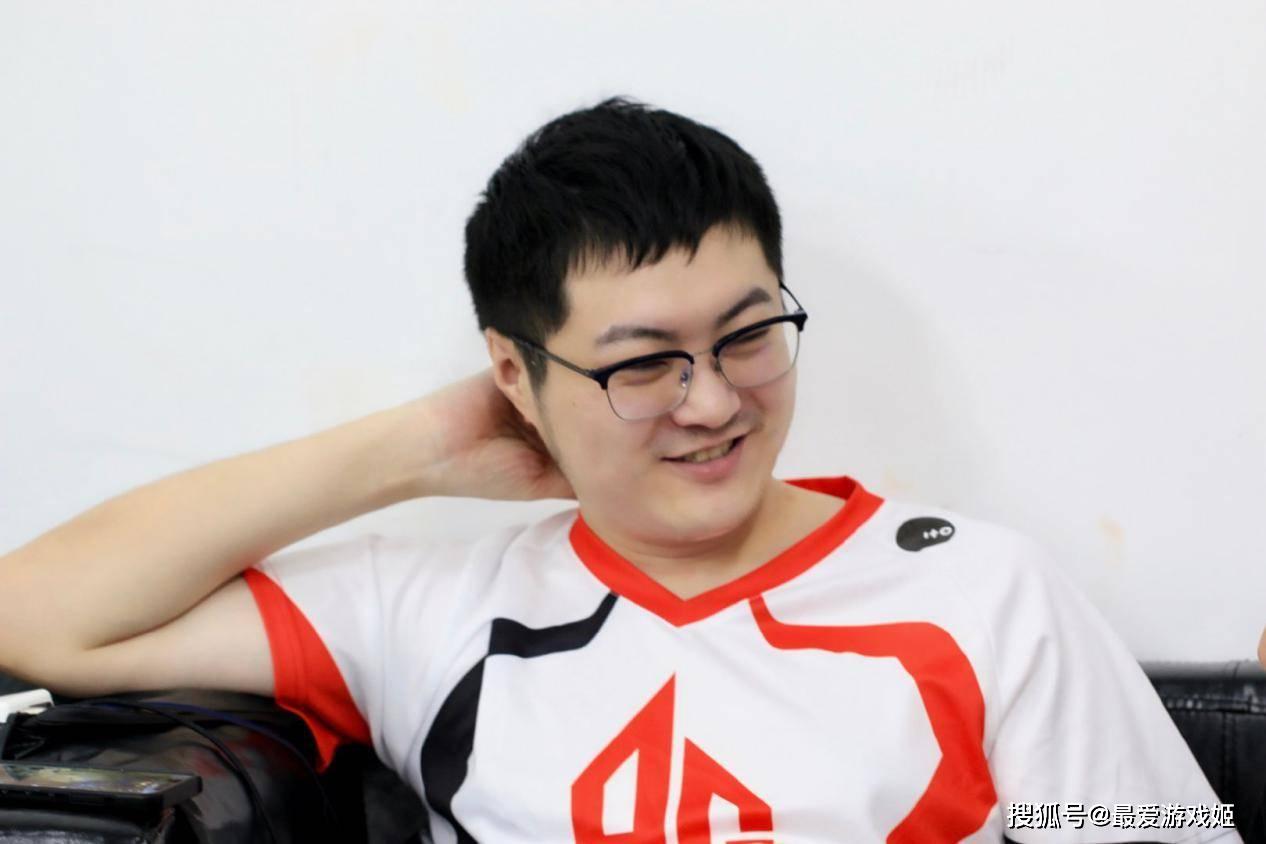 王者荣耀ag超玩会比赛练兵被ceo点名花里胡哨不如稳扎稳打