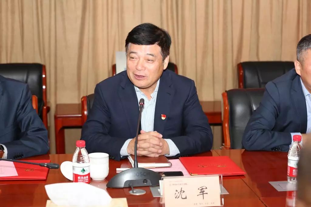 沈军表示,此次合作,标志着中材国际(南京)与绵阳职业技术学院正式建立