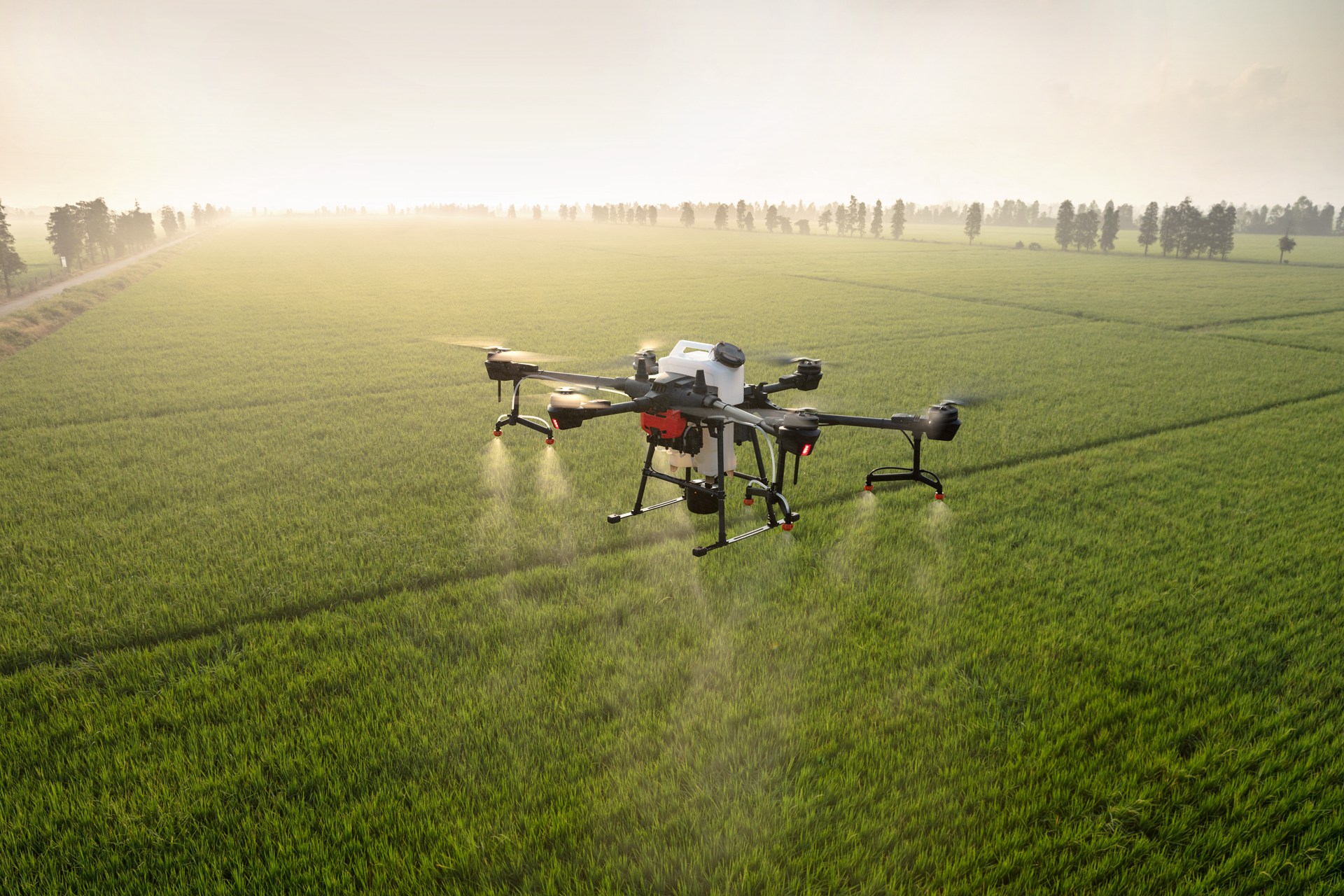 新一代植保无人机与服务赋能计划,和dji大疆农业扎根乡村,惠农强农