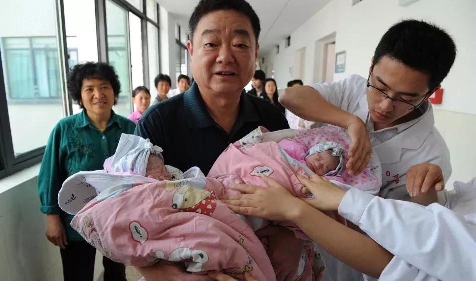 章子怡40岁怀二胎67岁奶奶受孕产女高龄产妇到底需要多强大