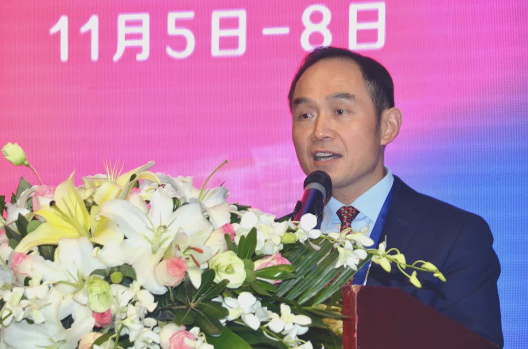 苏州市人民政府副市长吴晓东致欢迎词参加此次会议的有中国建筑科学
