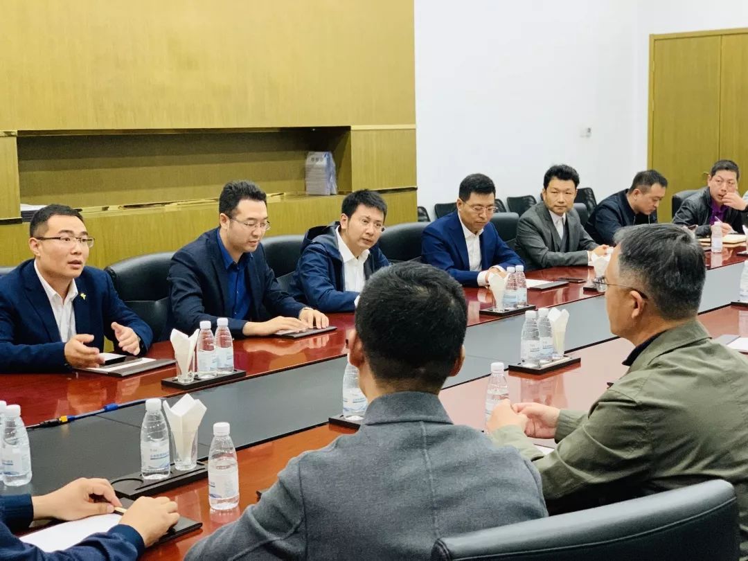 特来电总裁郭永光同学协高管与同学们交流互动,分享企业管理经验及特