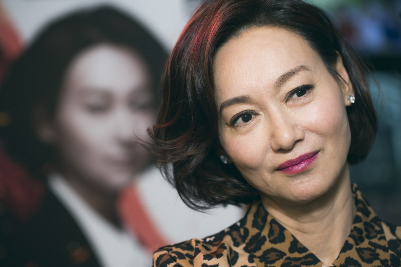 香港影后惠英红28年后再夺奖风光背后是怎样的故事