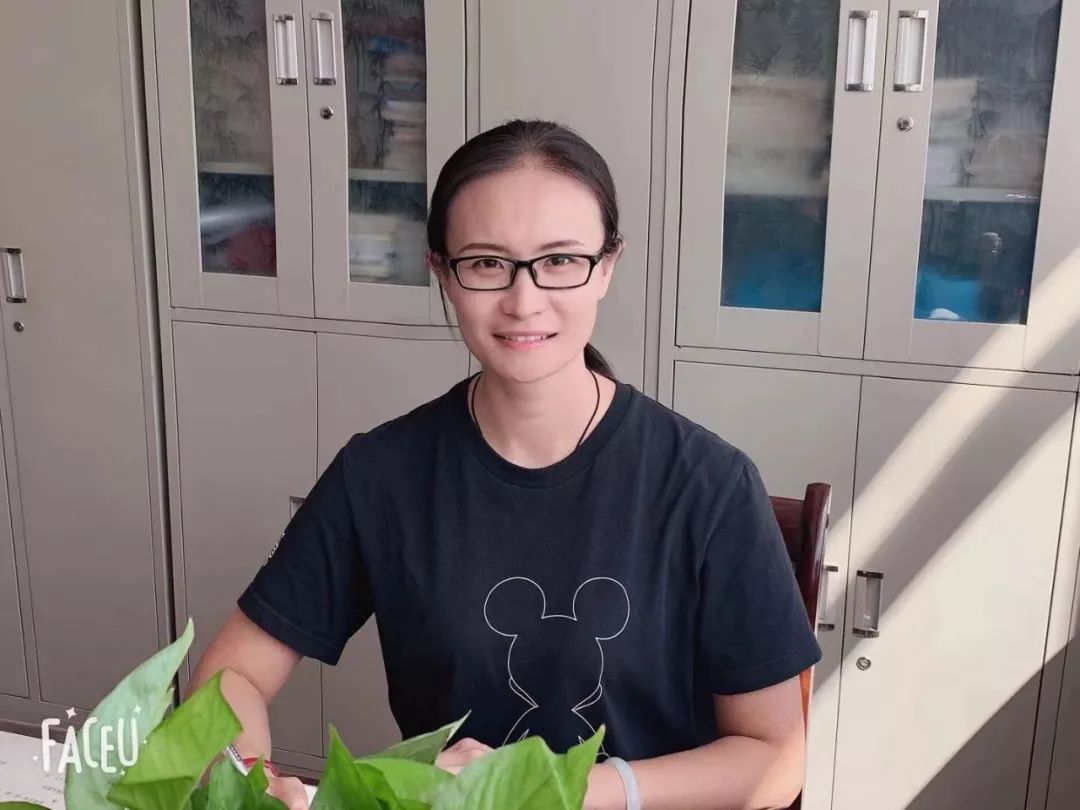 阳泉二中名师风采(九) | 屈媛媛—爱与责任同在