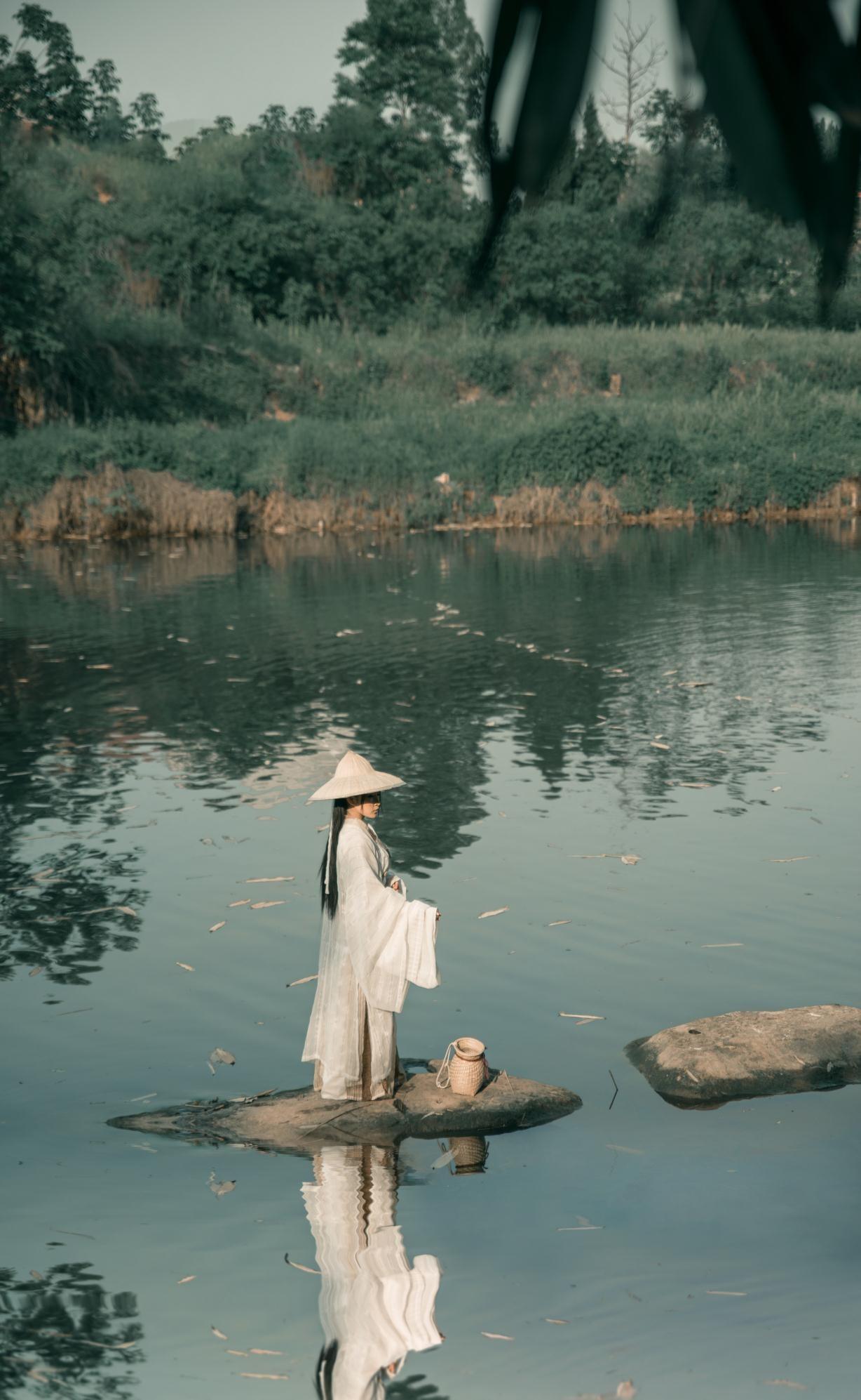 古风摄影苏园分会场书法,国画,古琴,茶艺,围棋,diy夜灯经典国粹等你