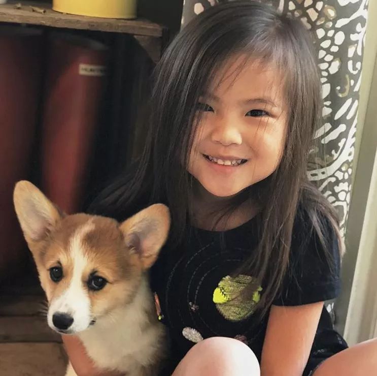 selah就这样快乐地长大,度过了3岁生日,4岁生日.