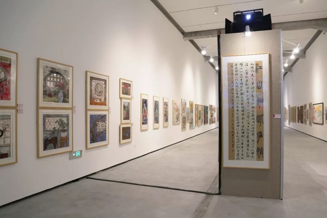 中国色彩北京市学生金帆书画院师生教学成果展开幕