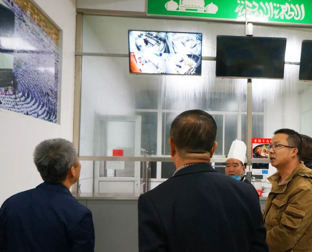 平安校园防范火灾风险建设美好家园长治五中组织开展119消防宣传日