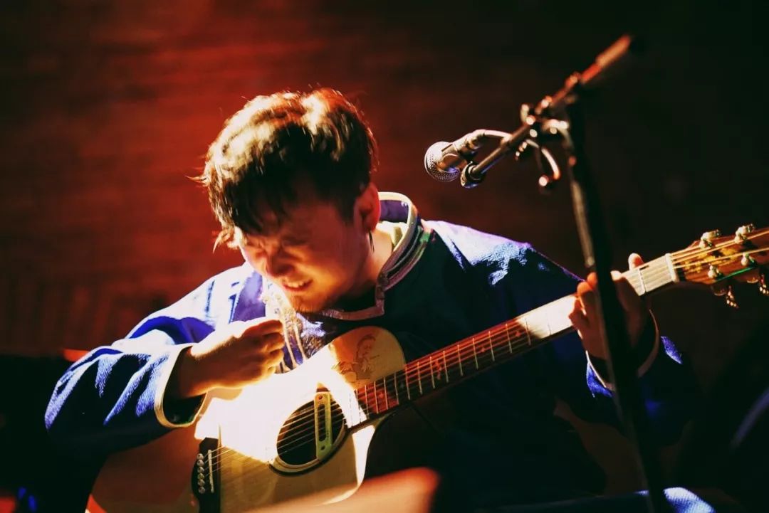 67来自蒙古草原的柔情与呼吸图利古尔乐队远方本色专场音乐会