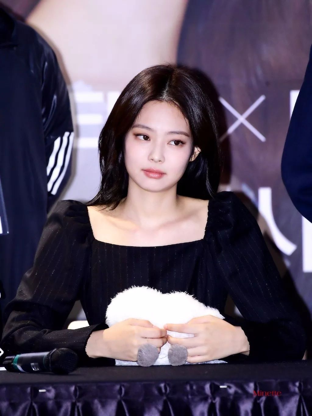 丹凤眼窄双眼皮也不耽误她成为整容范本