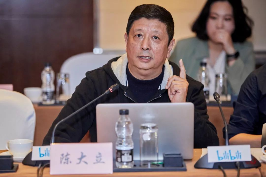 片取得如此好的播出效果,中视协纪录片学术委员会副主任陈大立则感慨