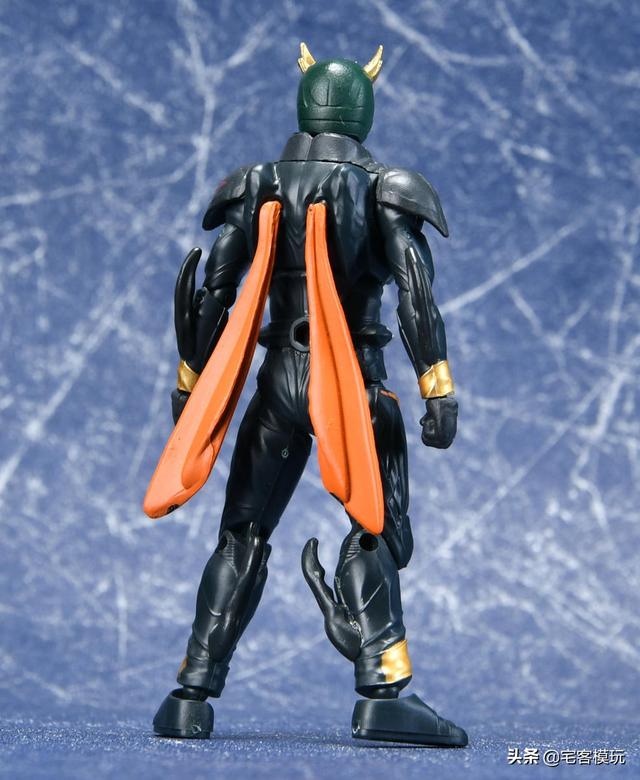 工具人 涂装在本套当中表现最好的高度对比异类亚极陀首先合照一张盒