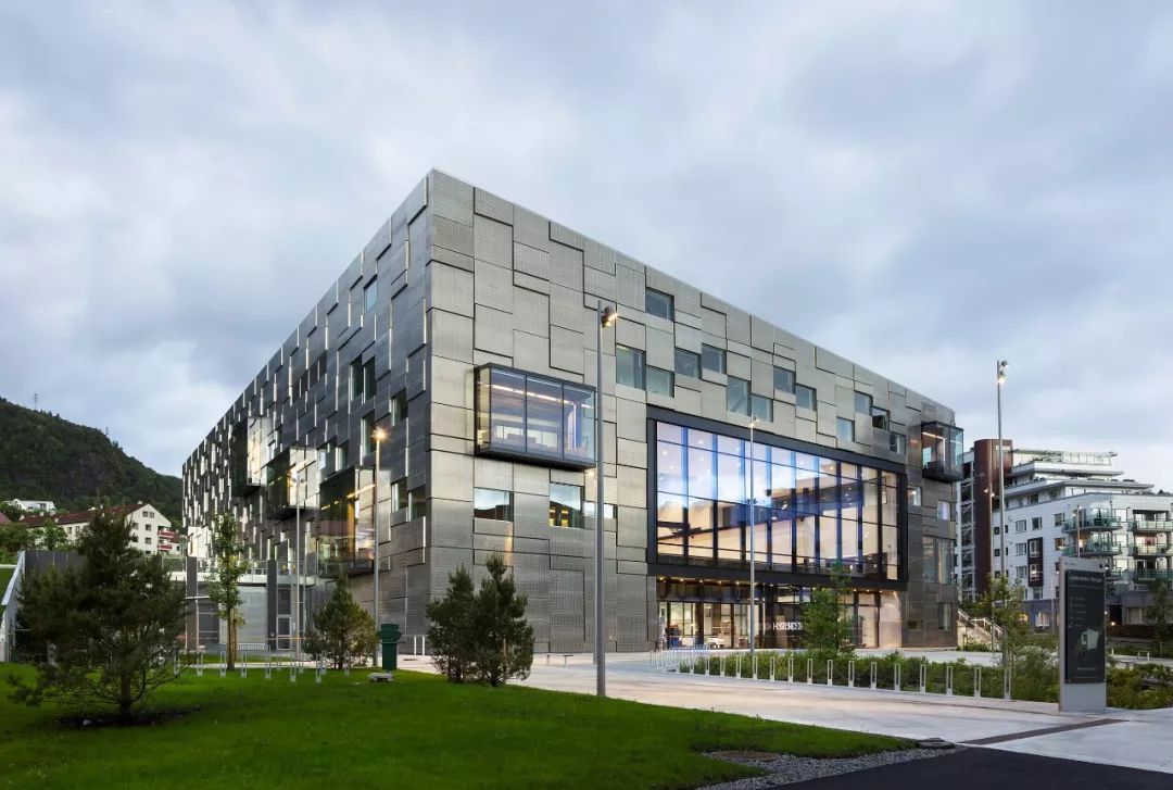 央美毕业后我想去挪威看看