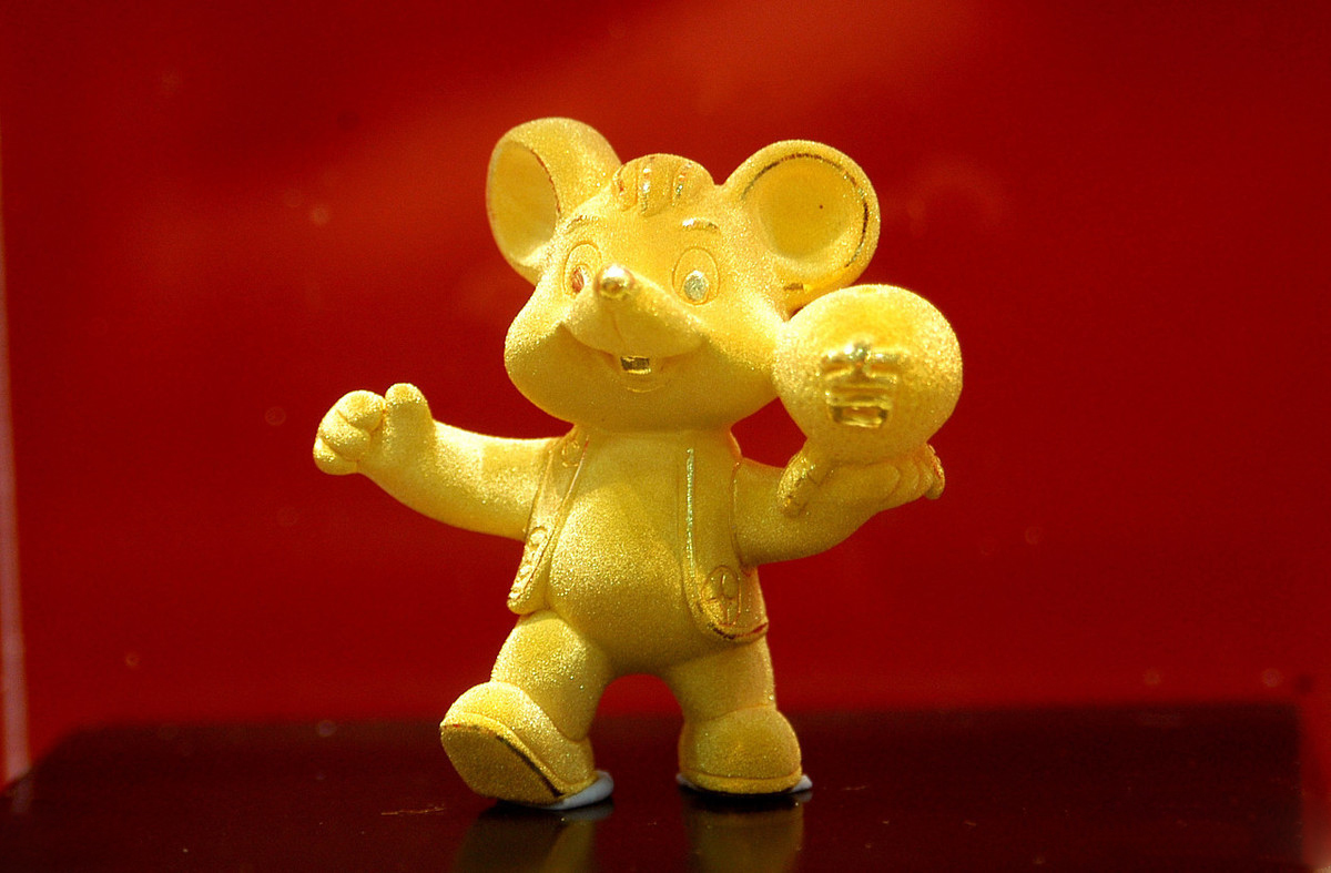 掩饰自己的情绪,也不用伪装温柔其实属虎的女生占有欲和控制欲都很强