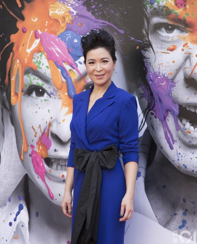原创51岁tvb花旦苏玉华数落前东家惹争议,声称在tvb为人生最痛苦阶段