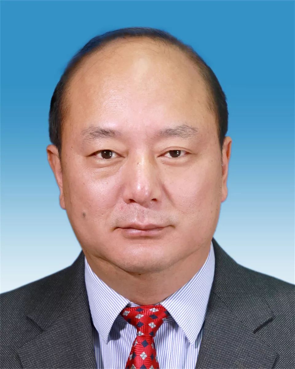 经研究,该同志拟提名为临沧市中级人民法院院长候选人.