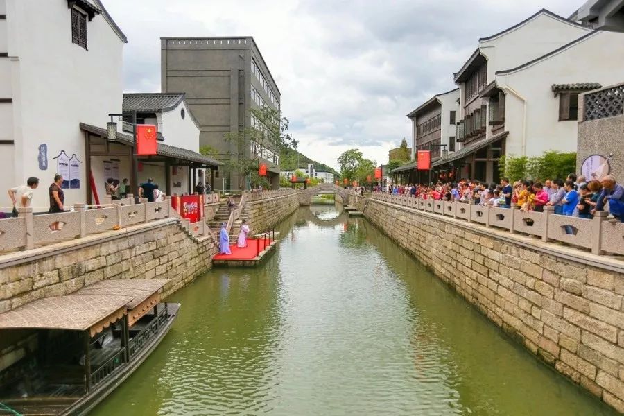 身边榜样苕溪河畔的瓶窑镇如何旧貌换新颜