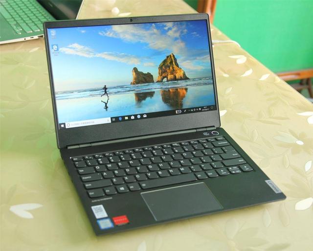 扬天威|联想扬天威6 Pro评测体验，移动办公也极致优雅