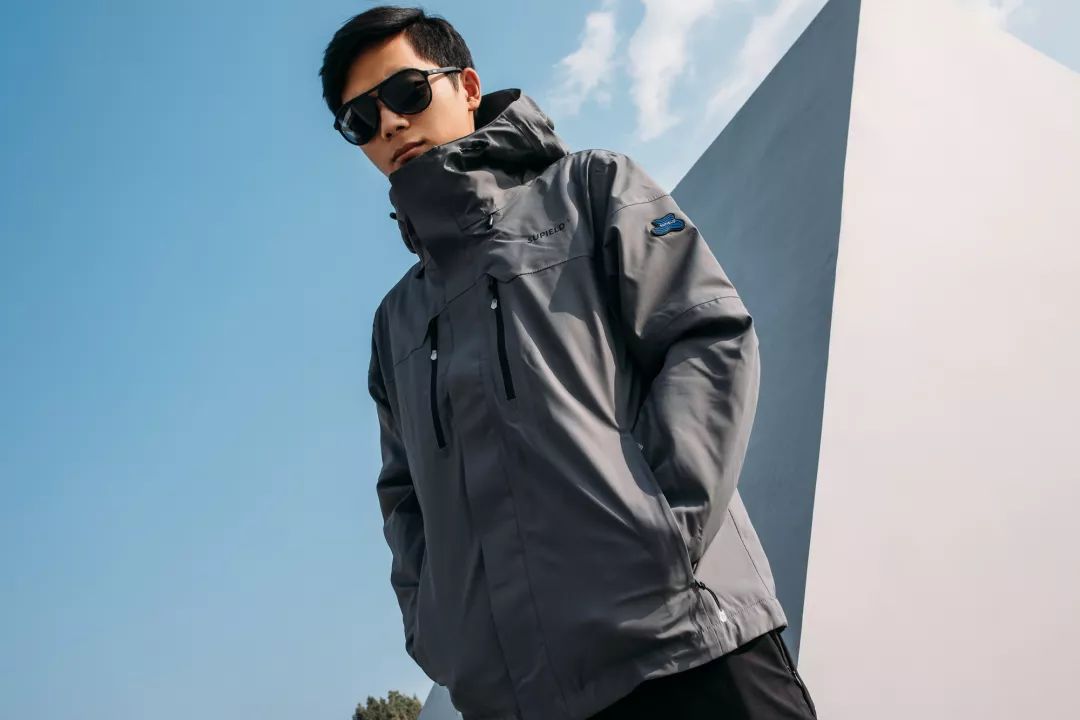 宇航级黑科技布料抗寒服能抵抗196极寒厚度却只有3mm