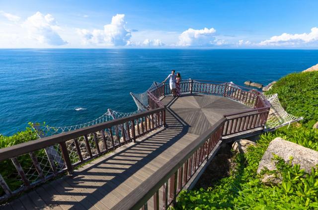 观海平台婚礼观海听涛我对你的爱比海更辽阔