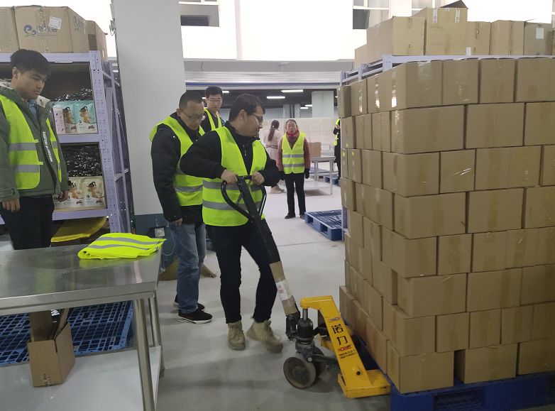 千种产品,千个平台,"天赋河套"总部基地云仓"双十一"开售