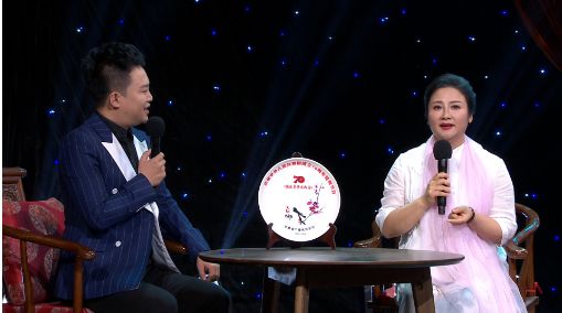 大戏台梅花朵朵颂祖国张小琴今晚与您相约