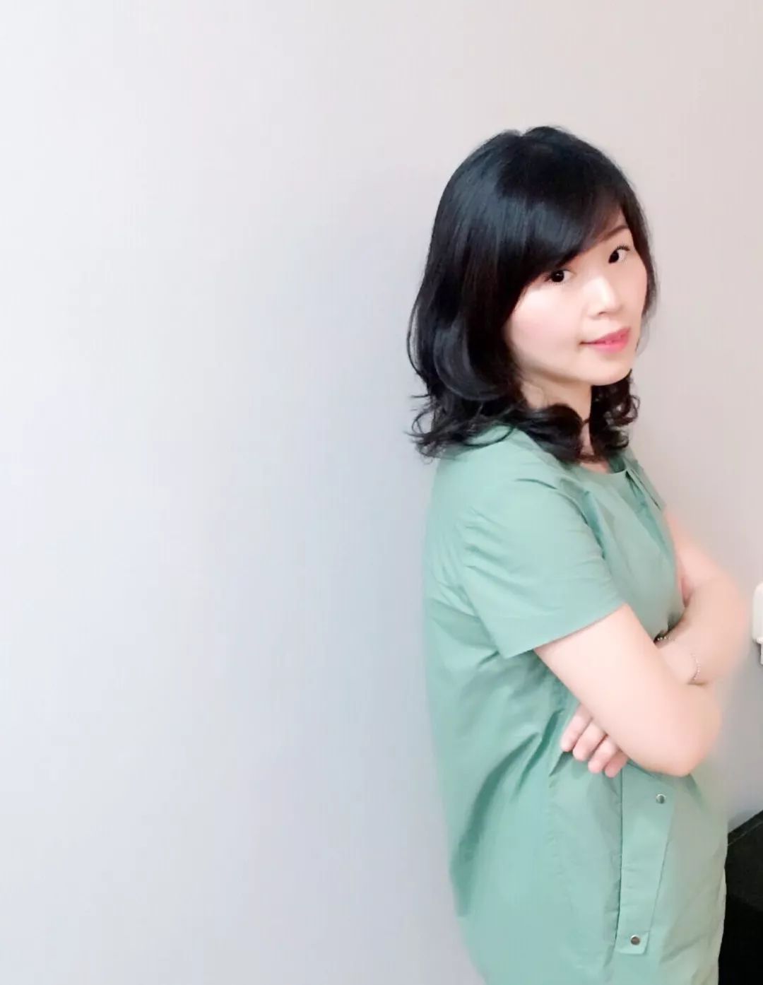 李文文艺术指导简介钢琴&艺术指导:周逸秋,管珺指挥:金郁矿女高音