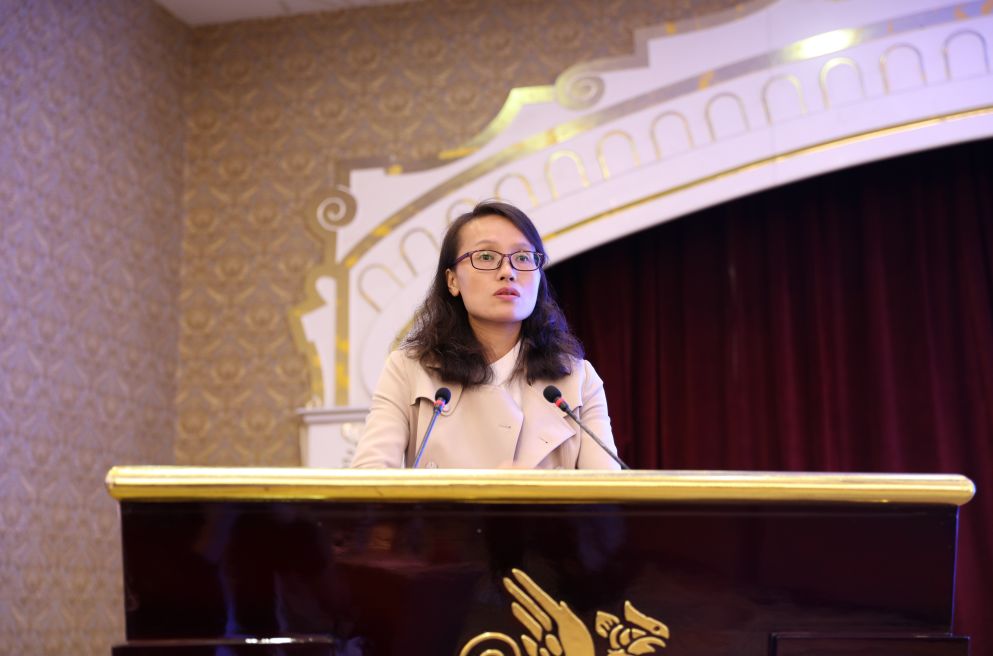 会上,温金花作了蜜桔产业招商引资推介,大家围绕抚州