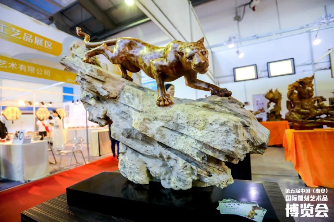 2019年中国惠安雕刻艺术品博览正式开幕这些石雕简直逼真到难以置信