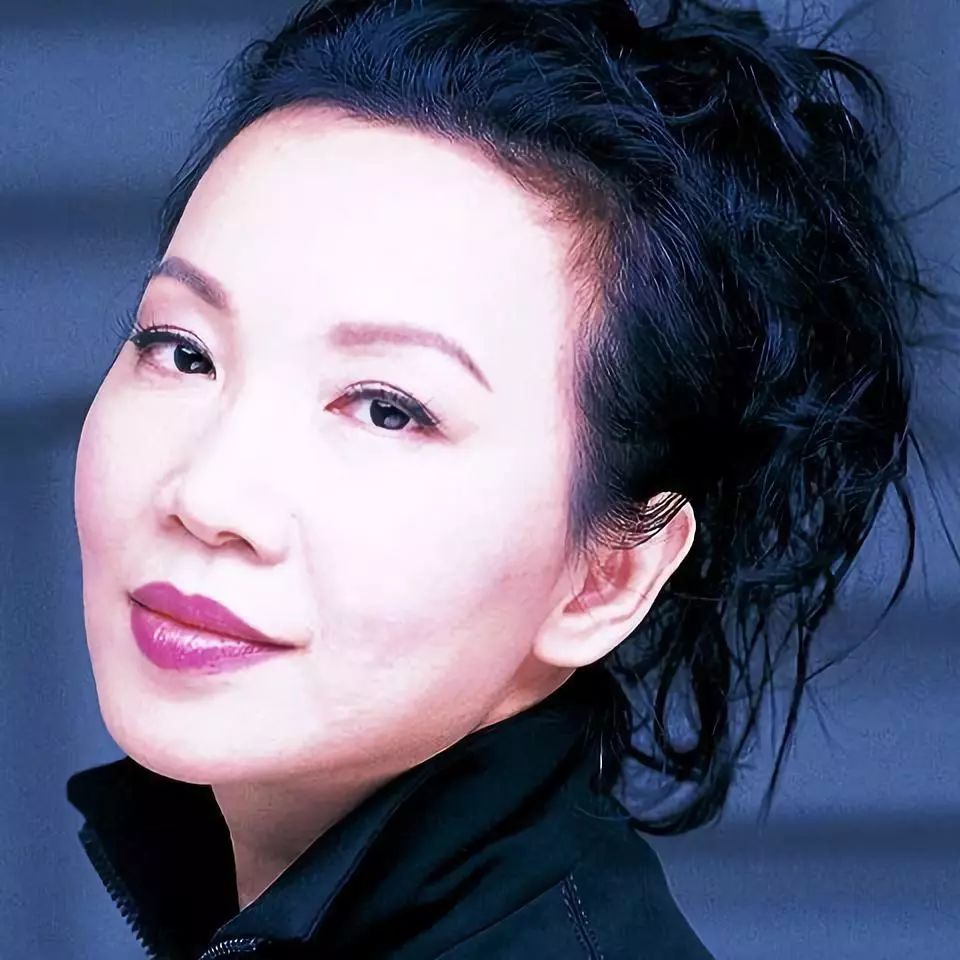 人翻唱,而邓丽君的版本也被奉为经典,但事实上,这首歌的首唱是陈芬兰