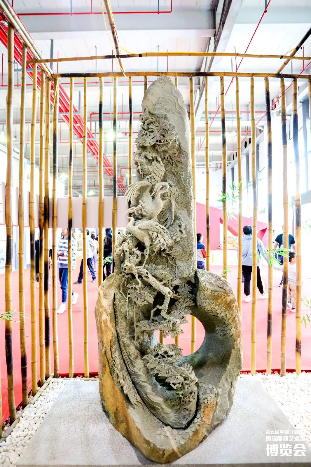 2019年中国惠安雕刻艺术品博览正式开幕这些石雕简直逼真到难以置信