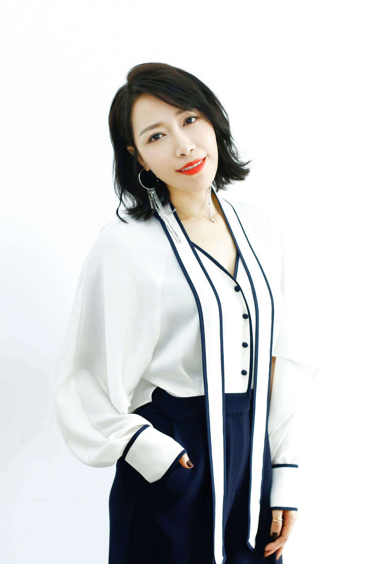 对舞台表演充满敬畏心 金池将出演李宗盛作品音乐剧_歌曲